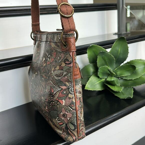 Sakroots Multicolor Floral Print Crossbody Shoulder Purse – Adjustable Strap, - Picture 2 of 7